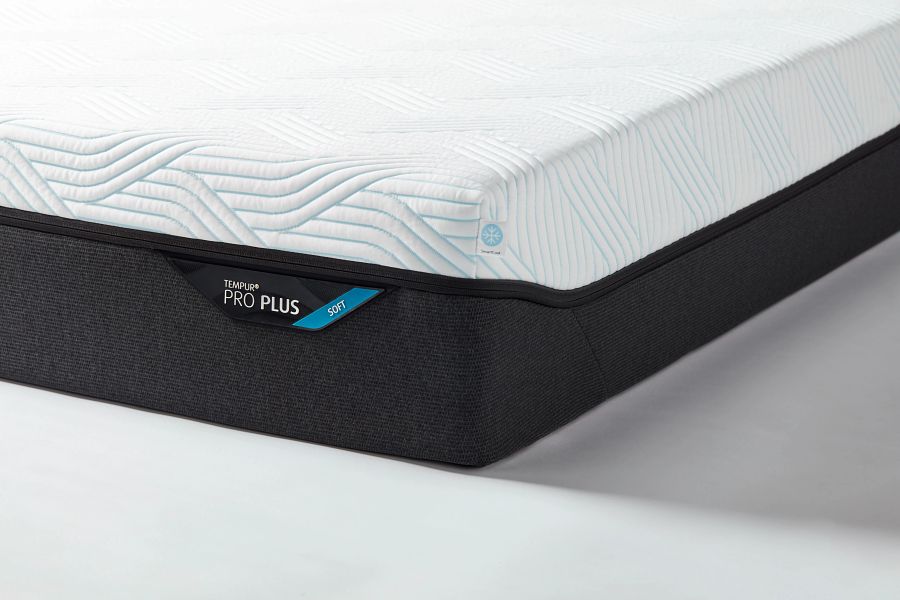 TEMPUR Pro® Plus SmartCool™ Mattress