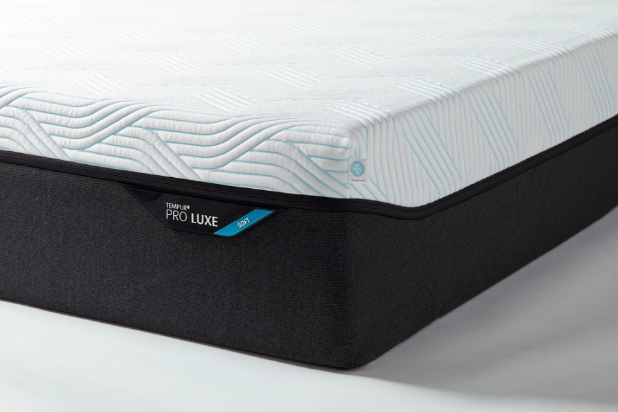TEMPUR Pro® Luxe SmartCool™ Mattress